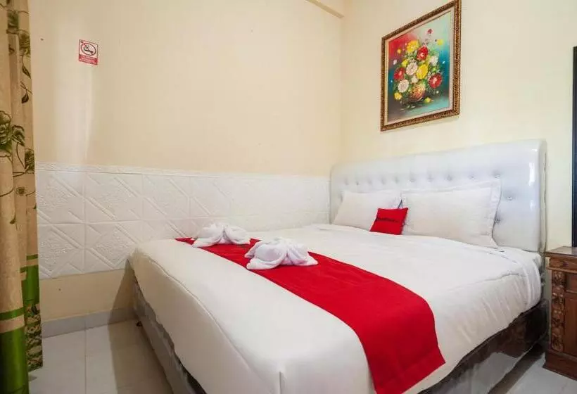 Hotelli Vaccinated Staff  Oyo 90506 Bunga Sonsang Homestay Syariah