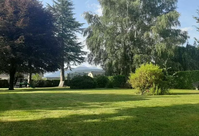 Aamiaismajoitus (B&B) Chambre Candésie