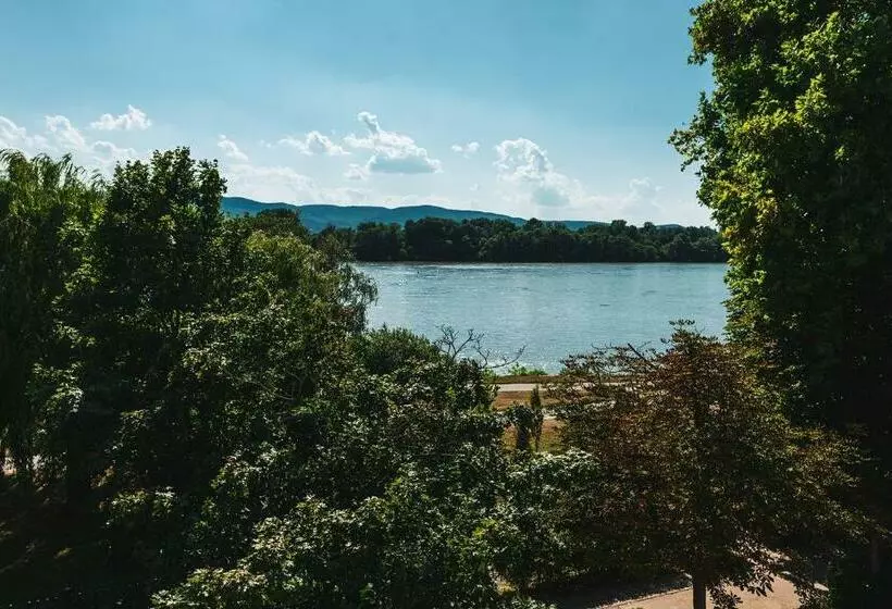 Aamiaismajoitus (B&B) Lujza & Koriander