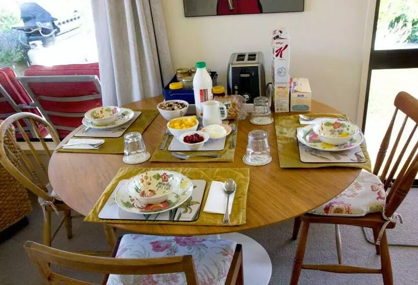 Aamiaismajoitus (B&B) Magnolia House