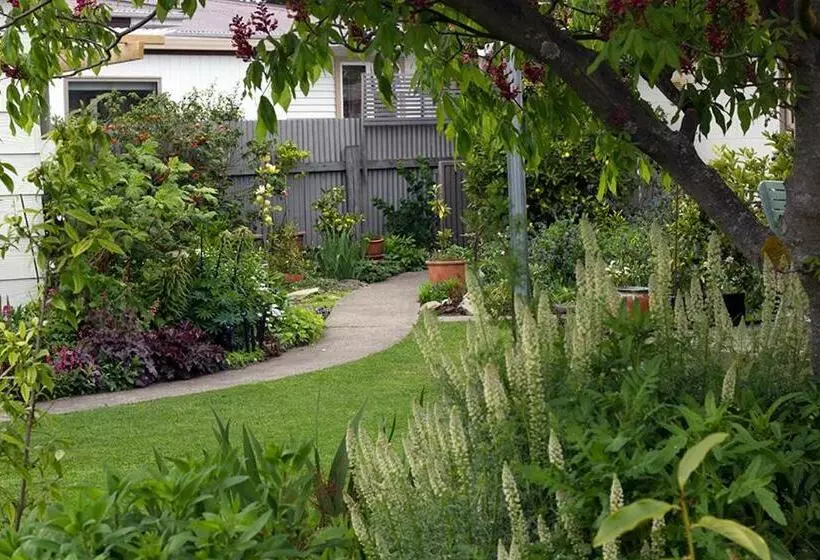 Aamiaismajoitus (B&B) Magnolia House