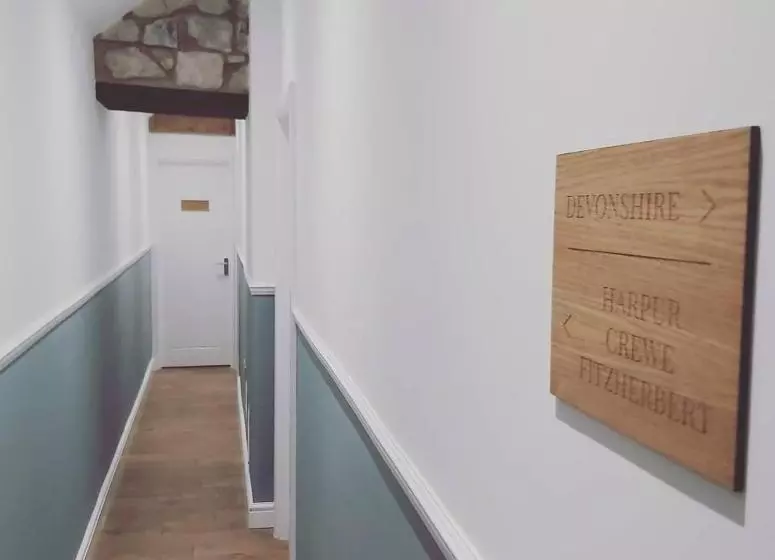 Aamiaismajoitus (B&B) Peak District, The Greyhound Inn, Warslow Circa 1750