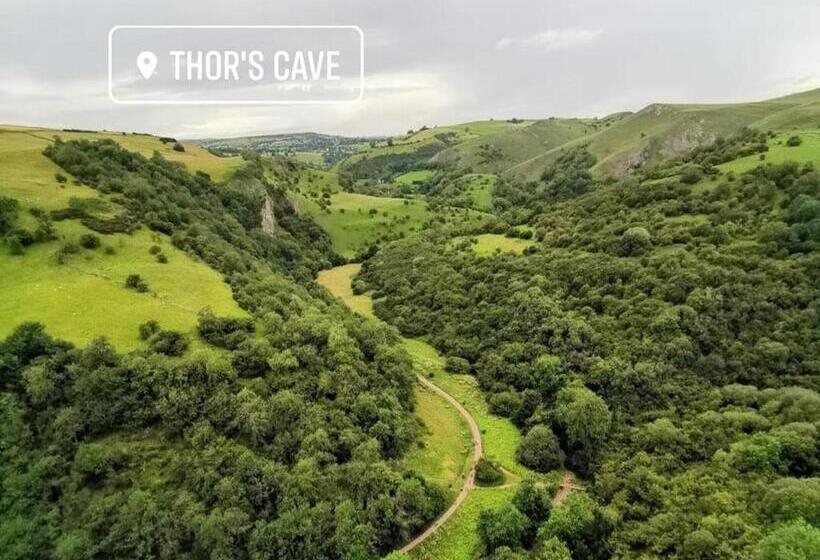 住宿加早餐  Peak District, The Greyhound Inn, Warslow Circa 1750