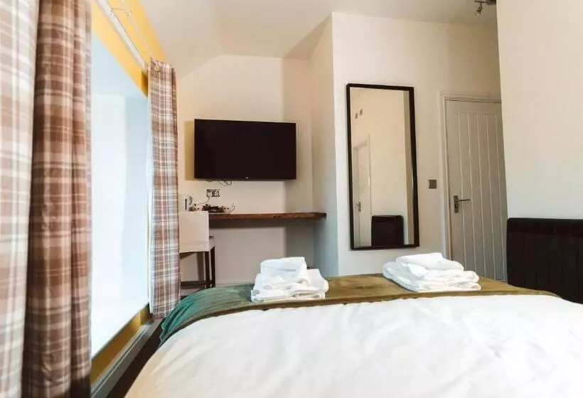 Aamiaismajoitus (B&B) Peak District, The Greyhound Inn, Warslow Circa 1750