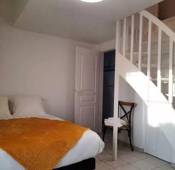تختخواب و صبحانه Residence Ker Osmoz