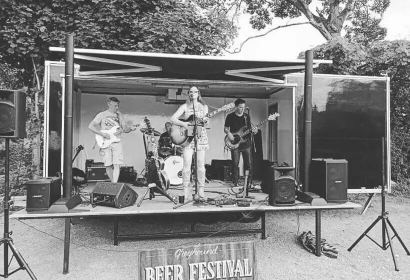 Aamiaismajoitus (B&B) Peak District, The Greyhound Inn, Warslow Circa 1750