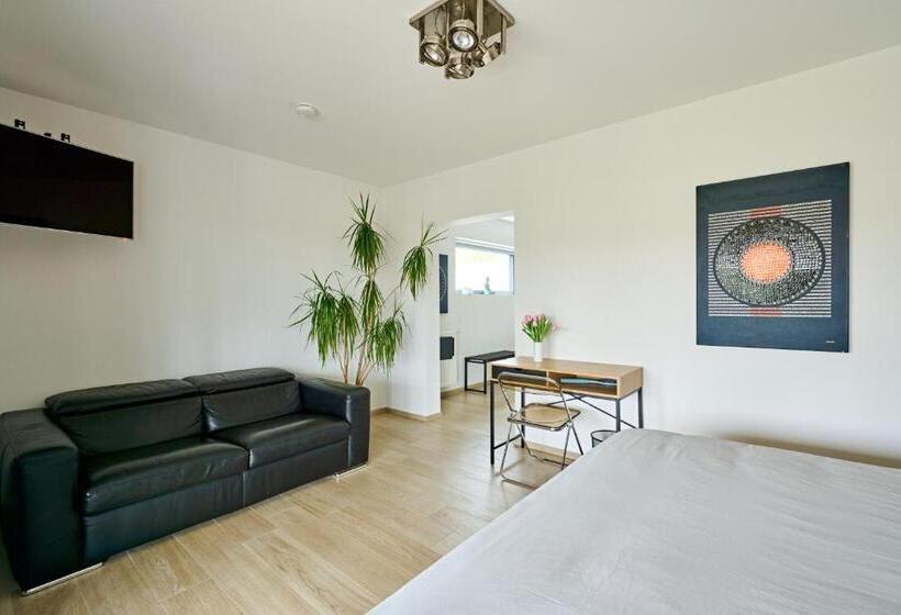 צימר Villa Terlanen