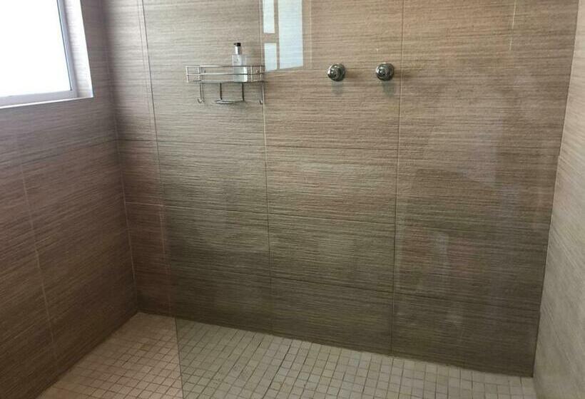 Chicane Bed And Breakfast