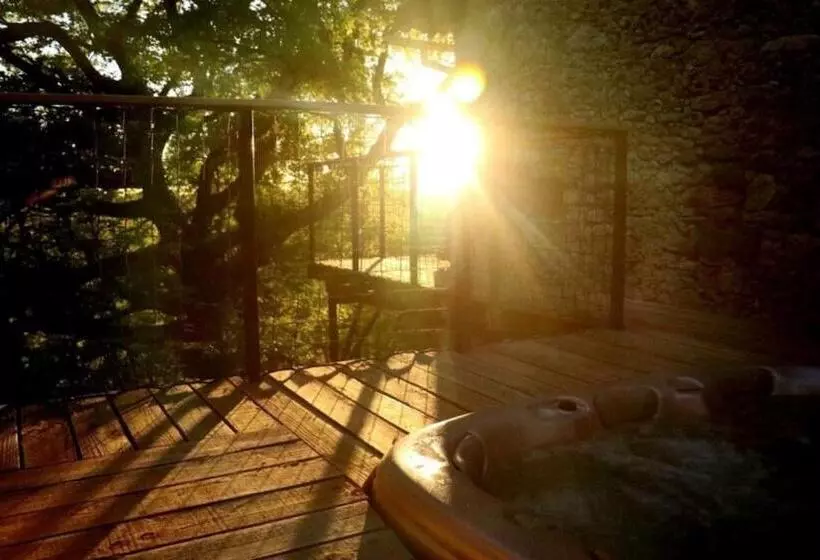 Majatalo Les Cabanes De Brassac   Gîte Esprit Cabane Avec Spa