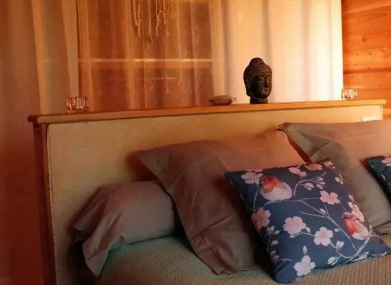 Majatalo Les Cabanes De Brassac   Gîte Esprit Cabane Avec Spa