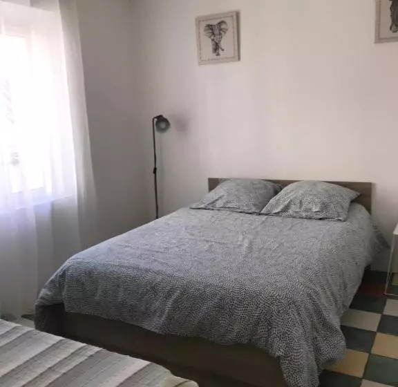 Majatalo La Porte Bleue