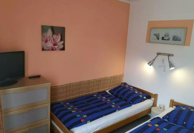 Majatalo Penzion U Našich