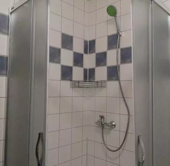 Majatalo Penzion U Našich