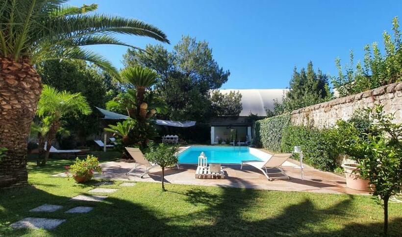 تختخواب و صبحانه Casa Castagna