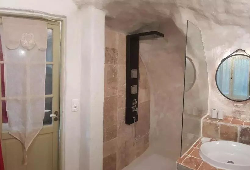 Aamiaismajoitus (B&B) Moulin De Bonfilhon