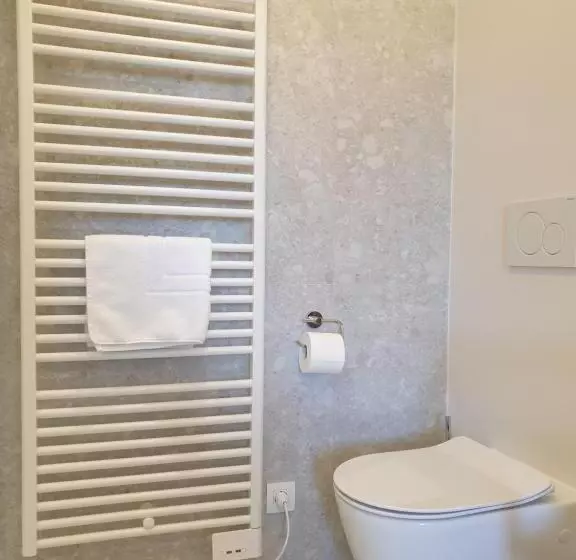 ベッドアンドブレックファースト Snooze