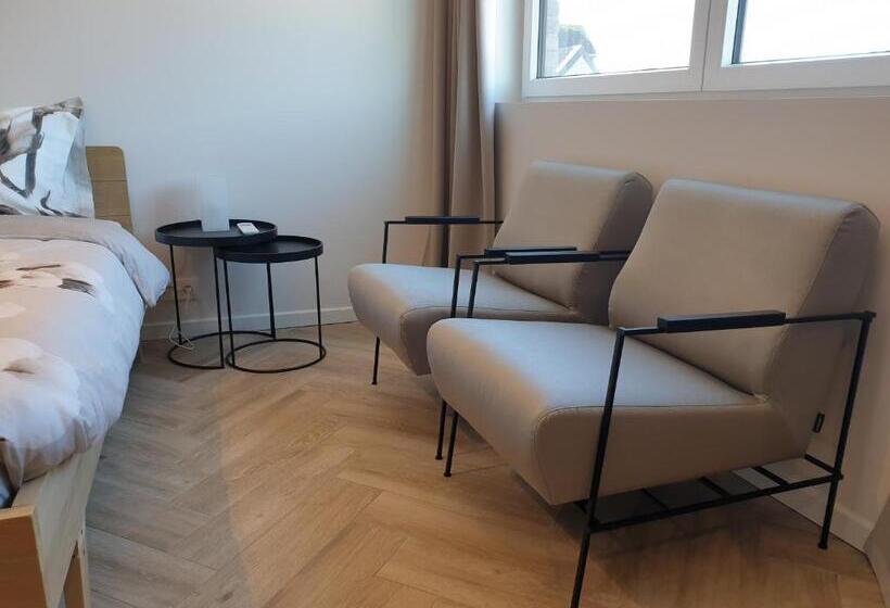 تختخواب و صبحانه Snooze