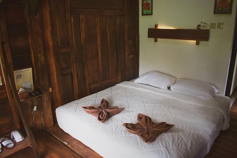 Отель Taman Dolan Home & Resort