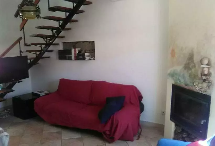 ペンション Affitta Camere Monte Grappa