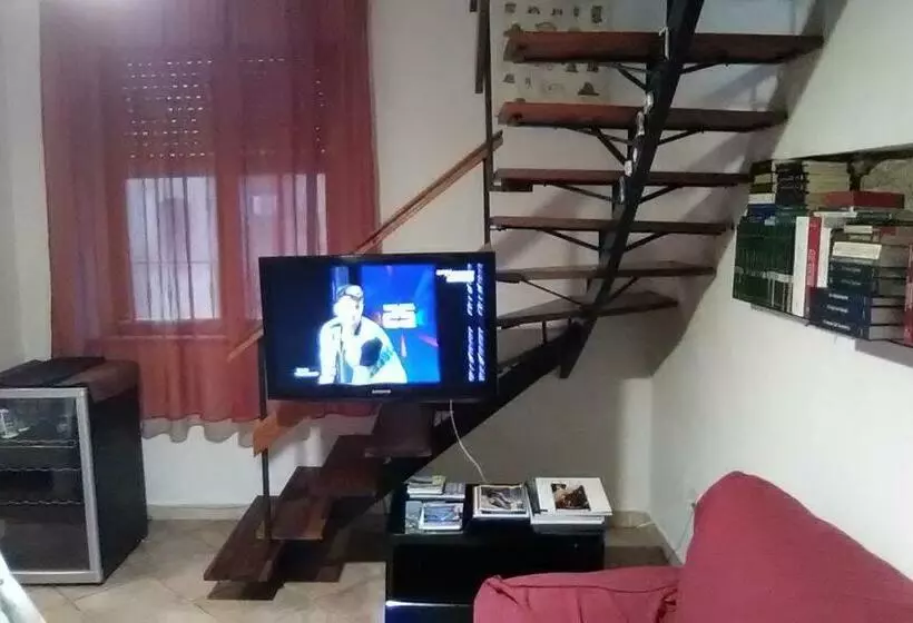 ペンション Affitta Camere Monte Grappa