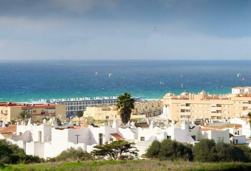 Pensão Akiteness House Tarifa