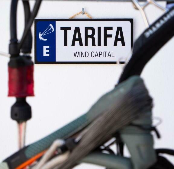 Pensão Akiteness House Tarifa