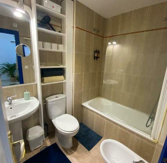 Pensão Akiteness House Tarifa