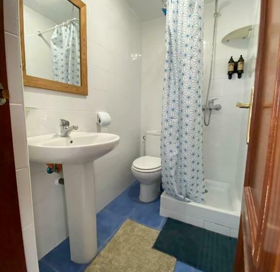 Pensão Akiteness House Tarifa