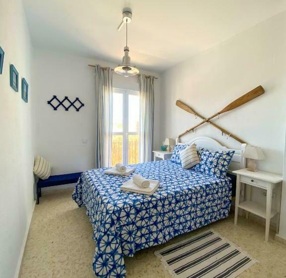 Pensão Akiteness House Tarifa