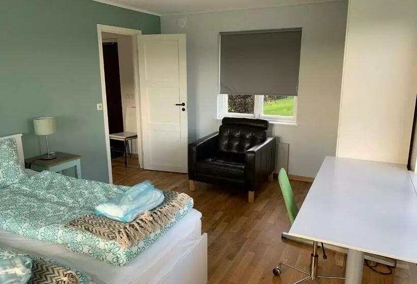 Majatalo Field View B&b