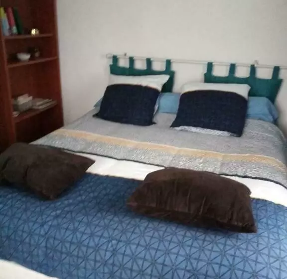 Majatalo Maison Aux Volets Bleus