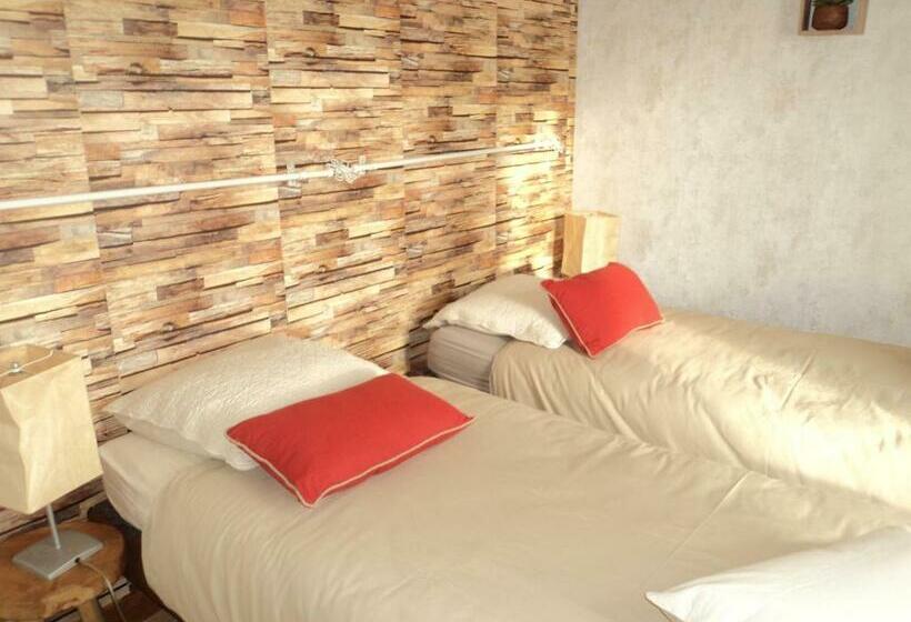 Pansiyon Maison Aux Volets Bleus