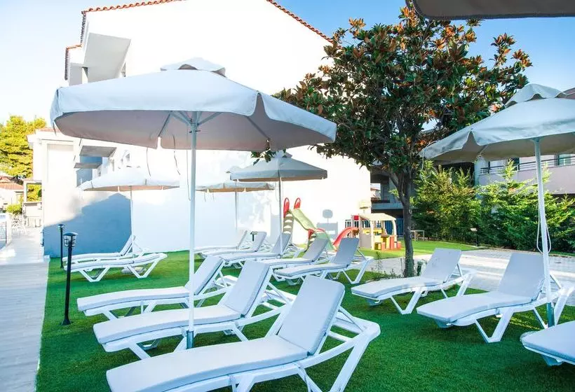 Acrotel Lily Ann Village