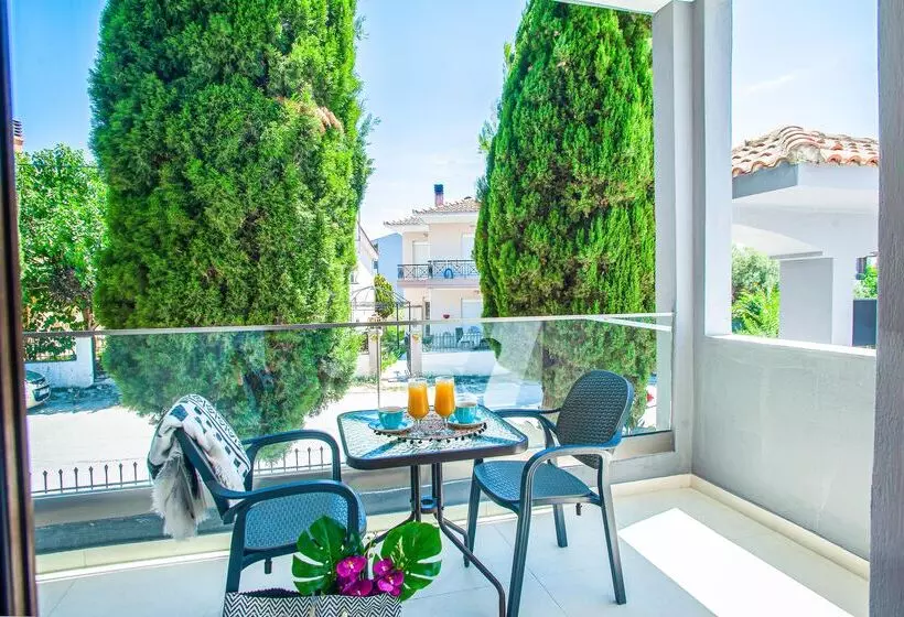 Acrotel Lily Ann Village