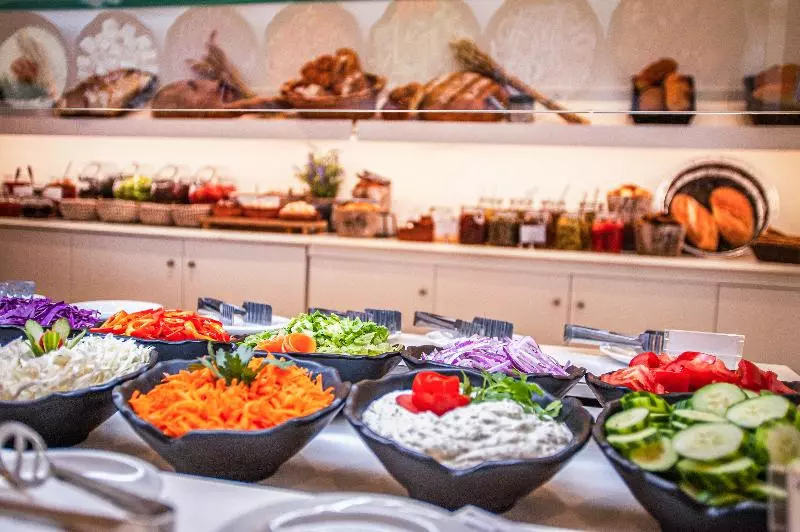 Acrotel Lily Ann Village