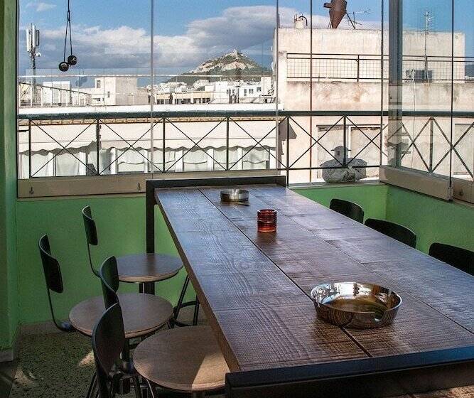 ユースホステル Safestay Athens Monastiraki