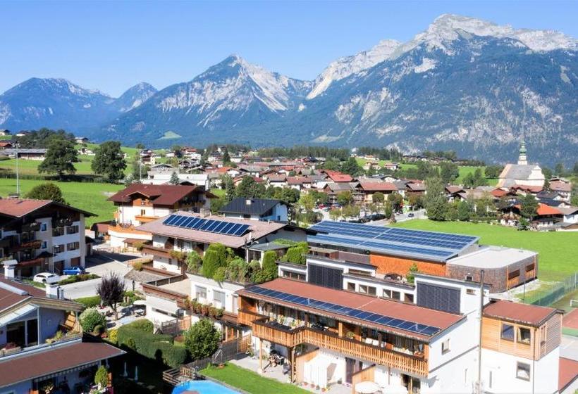Angerer Alpine Suiten Und Familienappartements Tirol