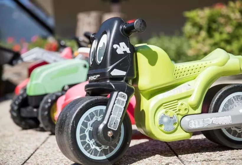 Angerer Alpine Suiten Und Familienappartements Tirol