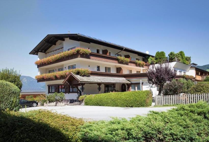 Angerer Alpine Suiten Und Familienappartements Tirol