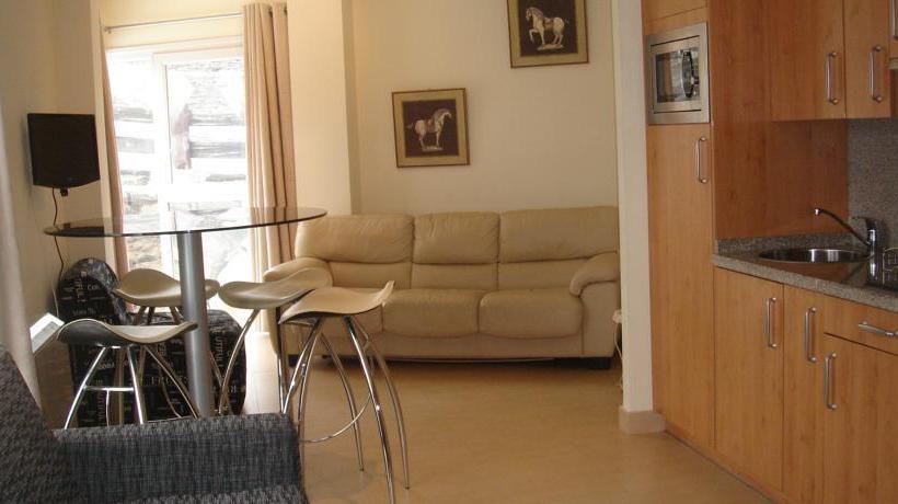 Apartamentos Nievemar Zona Media-Alta