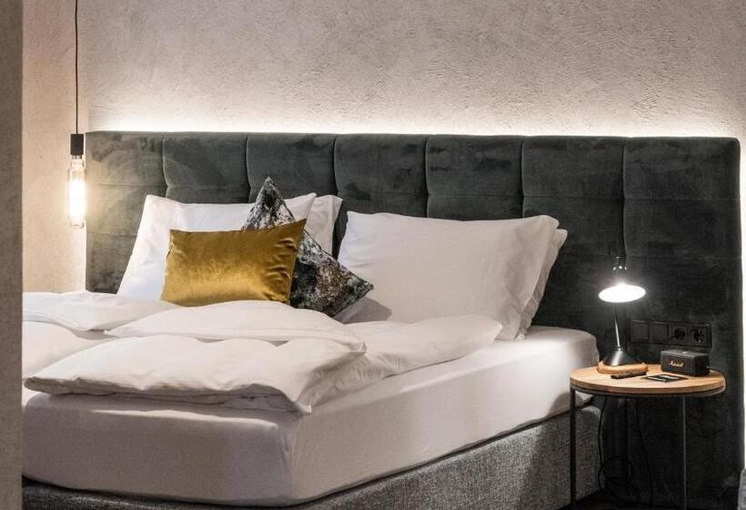 مبيت وإفطار Glanz & Glory Appartements Sölden