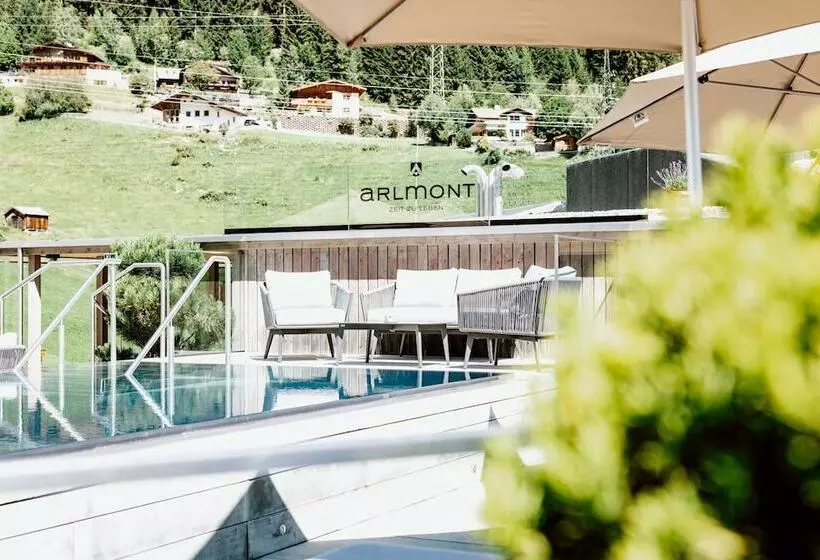 Отель Arlmont 4 Stern Superior