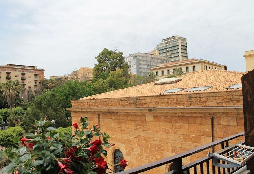 Отель La Dolce Vita   Luxury House