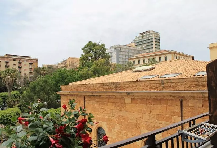 هتل La Dolce Vita Luxury House