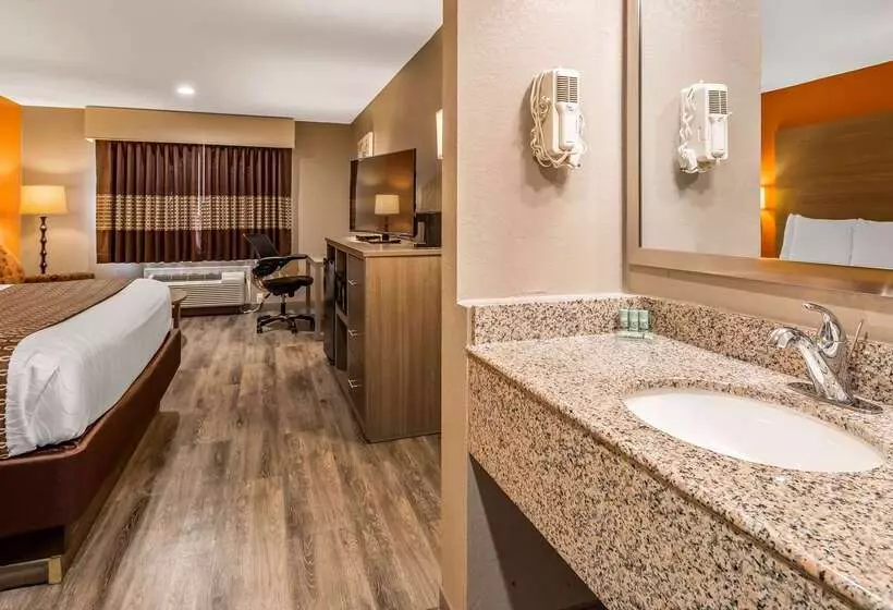 Отель Best Western Gateway Inn