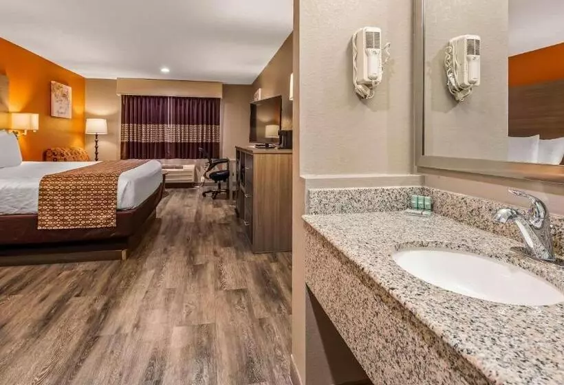 Отель Best Western Gateway Inn