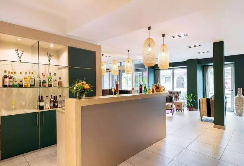 ホテル Best Western Plus Hôtel Belfort Centre Gare