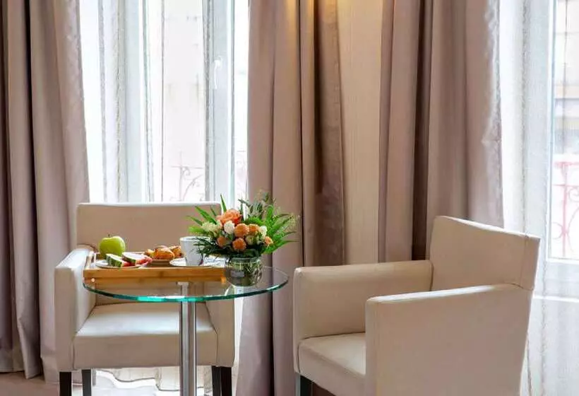 ホテル Best Western Plus Hôtel Belfort Centre Gare