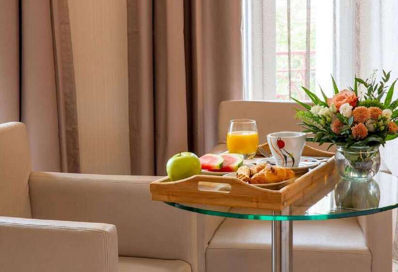 בית מלון כפרי Best Western Plus Hôtel Belfort Centre Gare