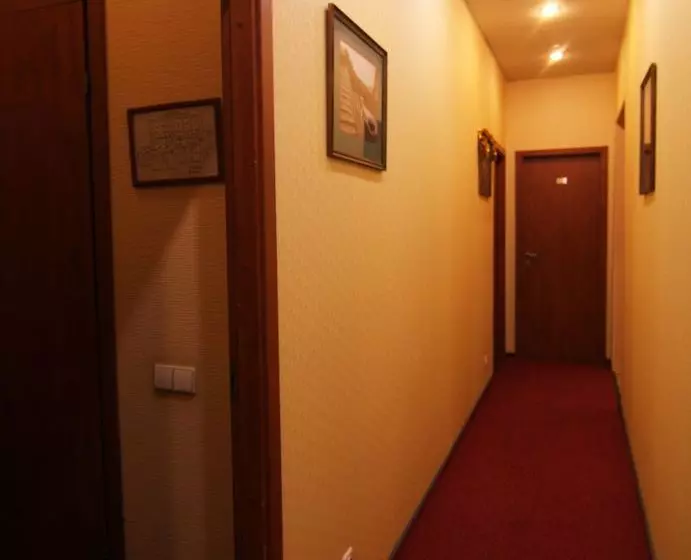 ホテル By The Hermitage